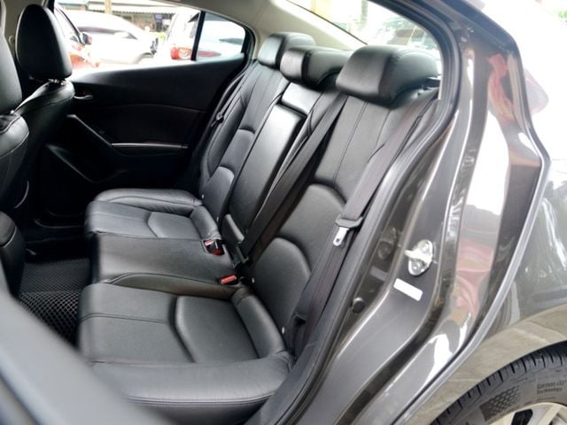 Mazda Mazda3  第12張相片