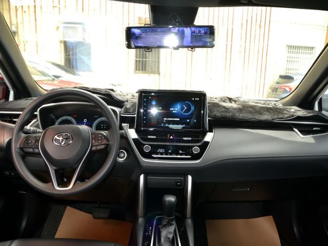 Toyota Corolla  第11張相片