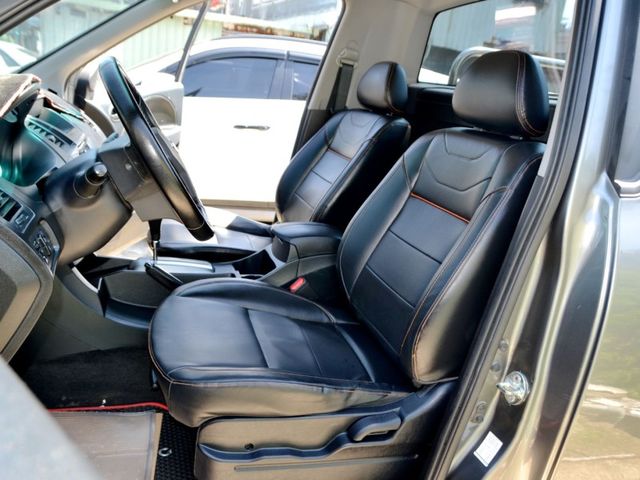 Mitsubishi Zinger  第12張相片