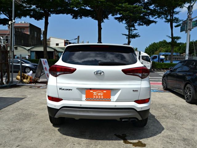 Hyundai Tucson  第9張相片