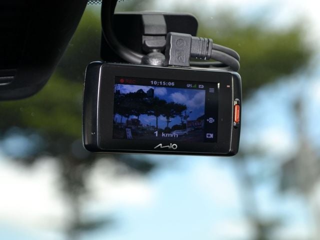 頂級型/全車原鈑件/一手車/360度環景影像/衛星導航/倒車影像/LED頭燈/可全額貸款  第20張相片