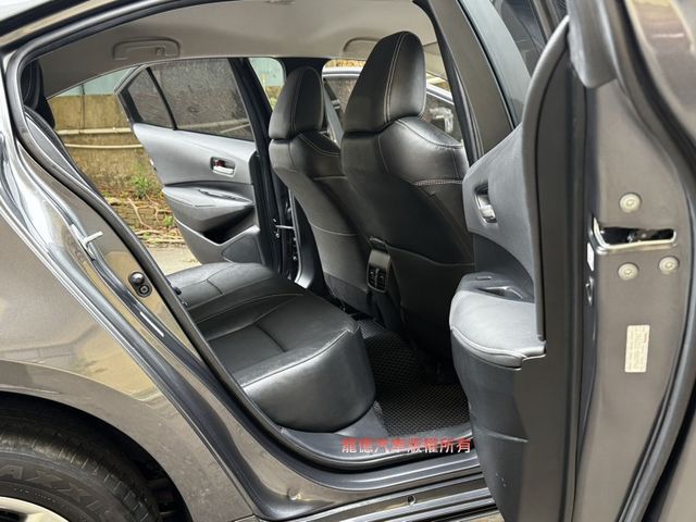 Toyota ALTIS  第11張相片
