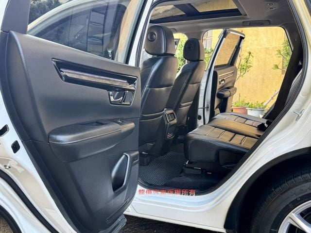 Honda CR-V  第9張相片