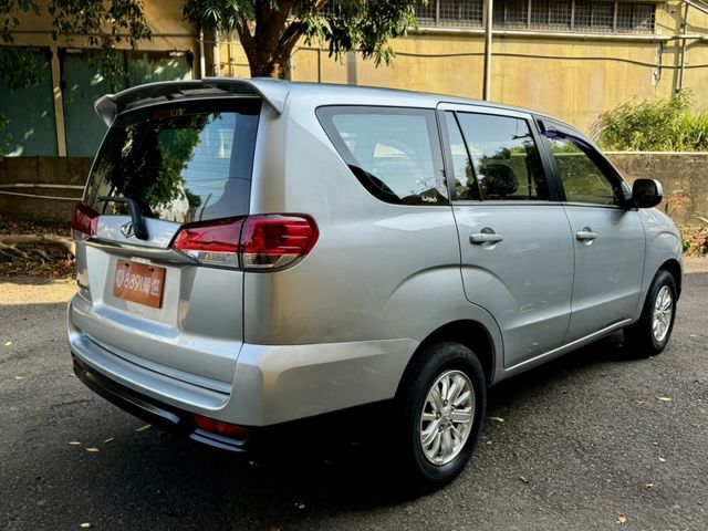 Mitsubishi Zinger  第5張相片