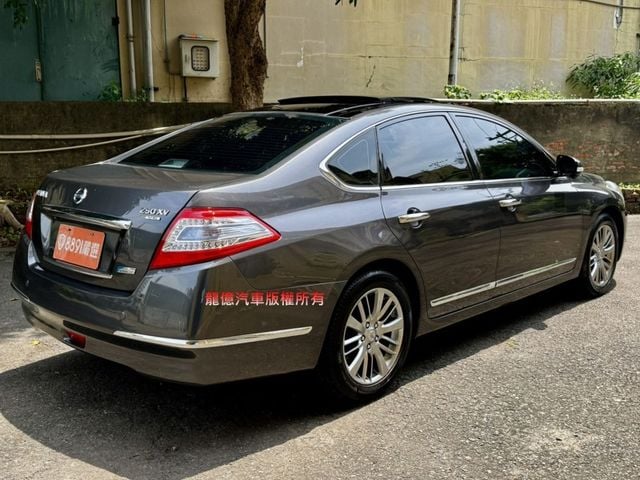 Nissan Teana  第5張相片