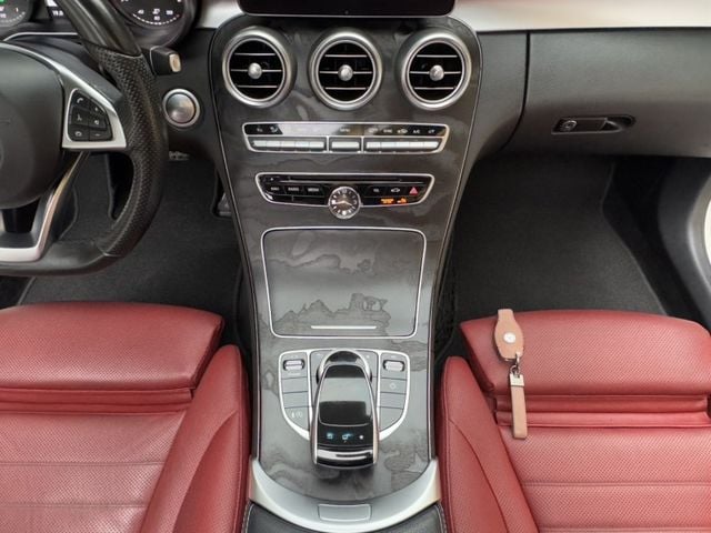 Mercedes-Benz/賓士 C-CLASS  第1張相片