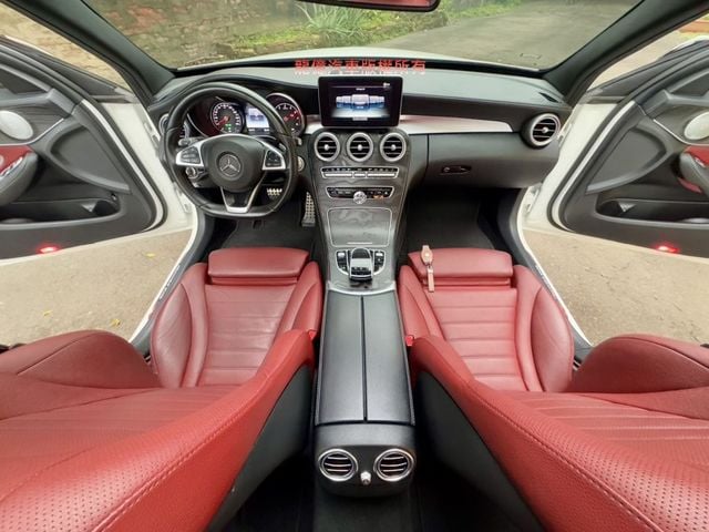 Mercedes-Benz/賓士 C-CLASS  第6張相片