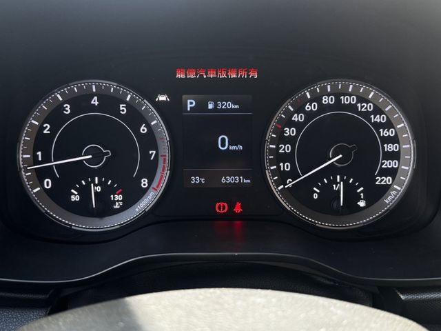 Hyundai Venue  第7張相片