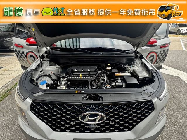 Hyundai Venue  第13張相片
