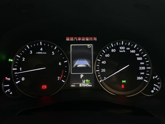Lexus ES  第7張相片