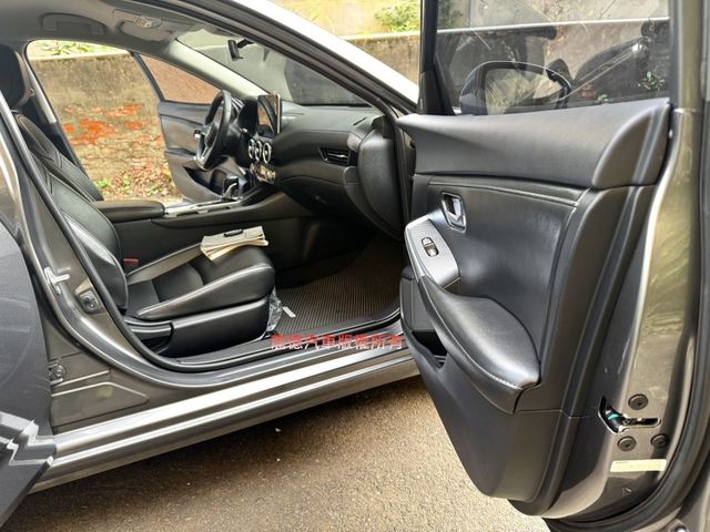 Nissan Sentra  第11張相片