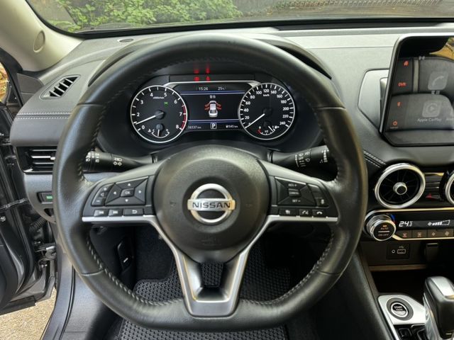 Nissan Sentra  第18張相片