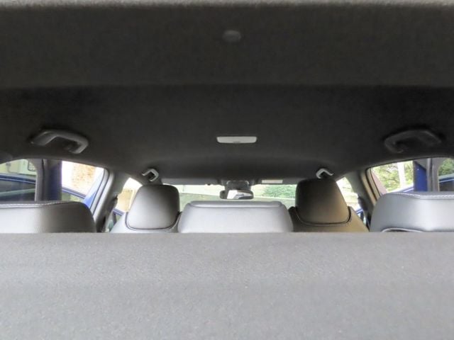 Toyota Auris  第18張相片