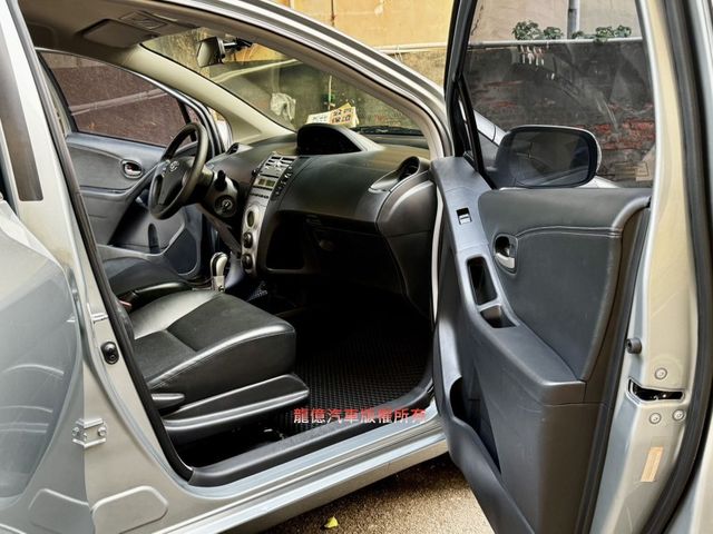 Toyota Yaris  第12張相片