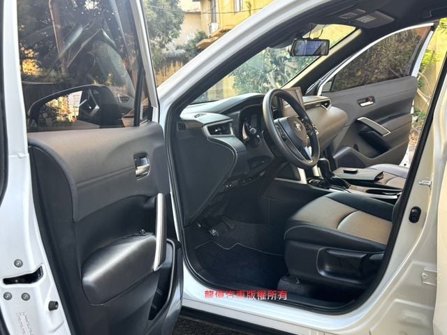 Toyota Cross  第8張相片