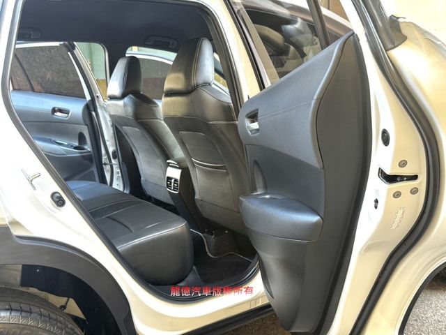 Toyota Cross  第11張相片