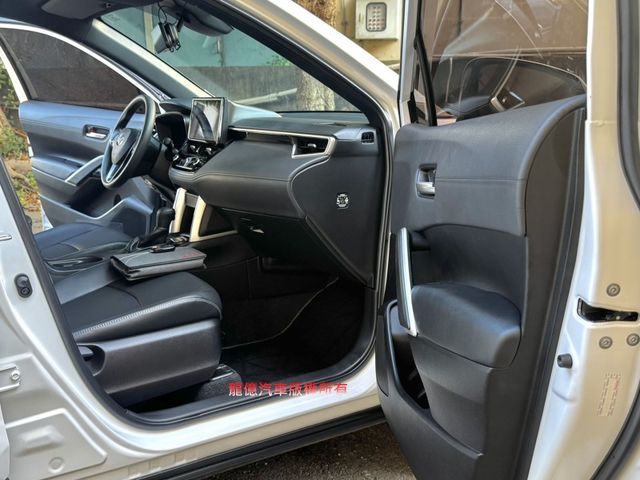 Toyota Cross  第12張相片