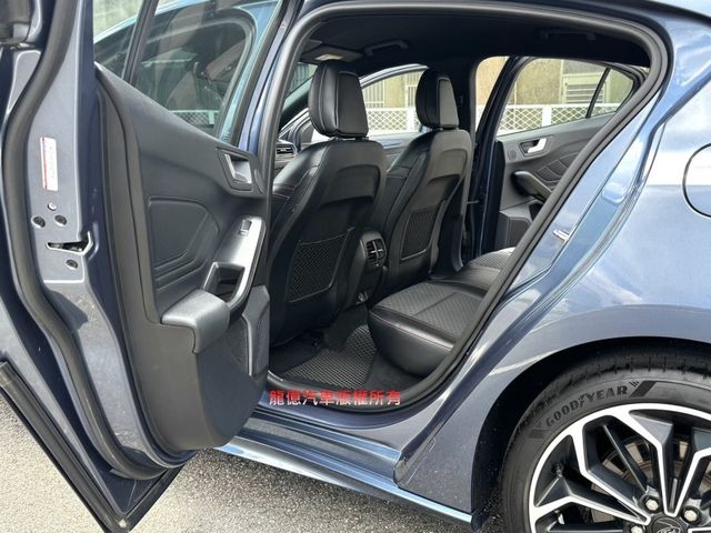 Ford/福特 Focus  第9張相片