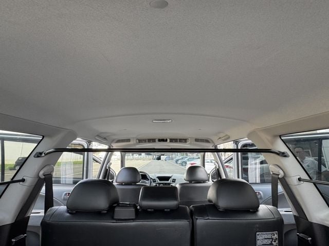 Mitsubishi Zinger  第17張相片