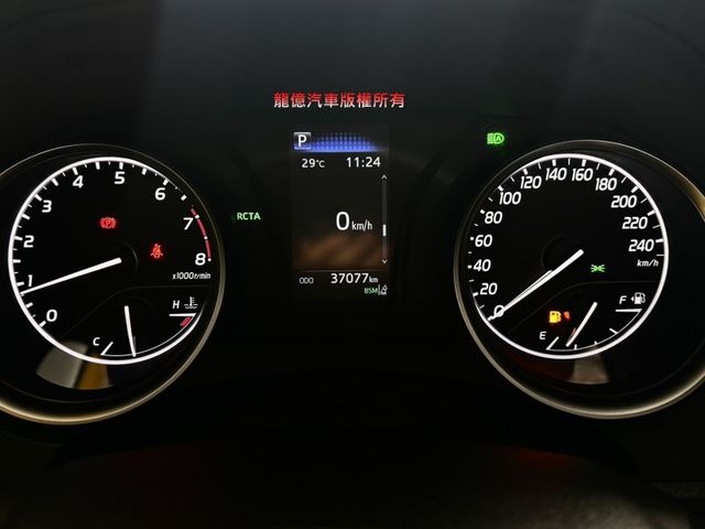 Toyota Camry  第7張相片