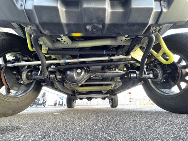 Suzuki Jimny  第14張相片