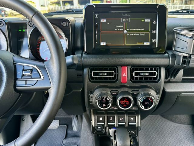 Suzuki Jimny  第19張相片