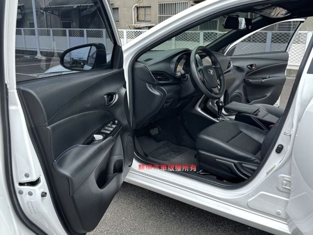 Toyota Yaris  第8張相片
