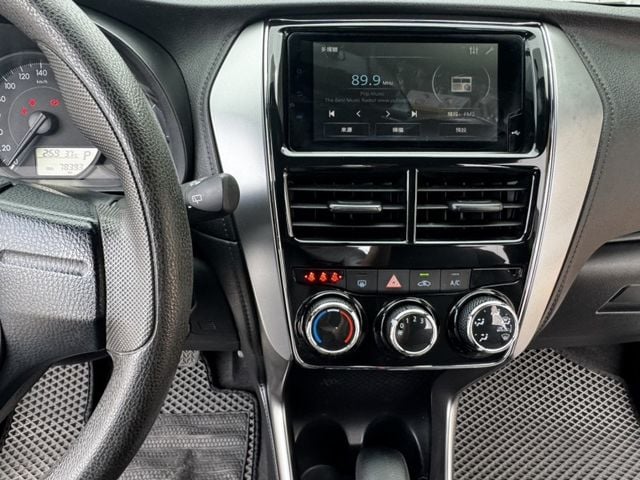 Toyota Yaris  第19張相片