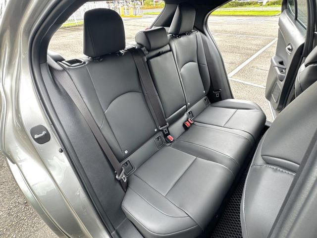 Lexus UX  第16張相片