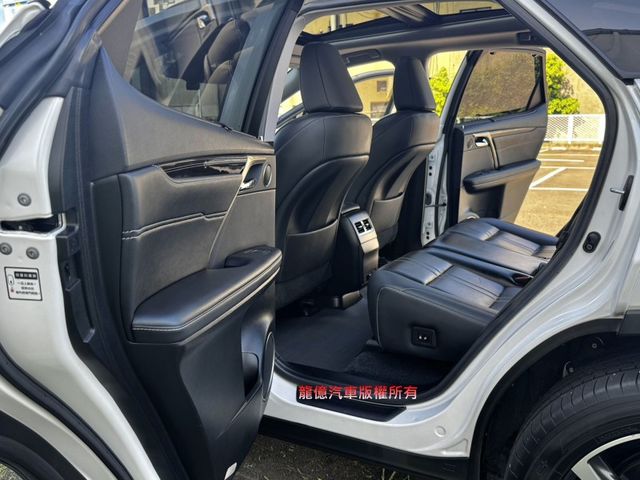 Lexus RX  第9張相片