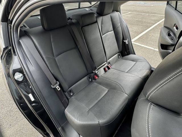Toyota ALTIS  第17張相片