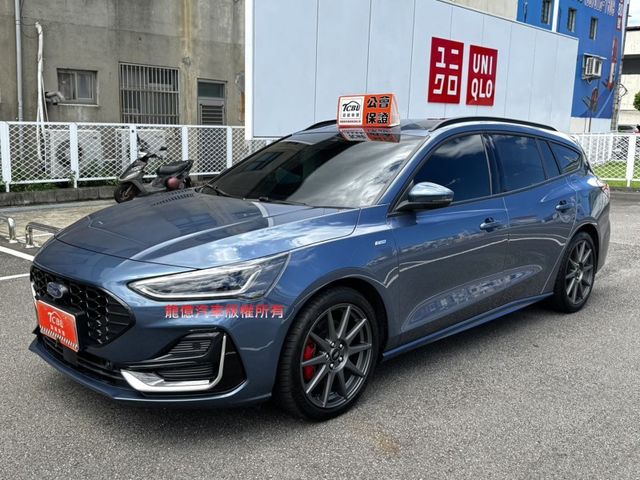 全車原版件25年式V版自動跟車盲點車偏循跡電動椅無線充電抬頭影音BO音響原廠保固  第4張相片