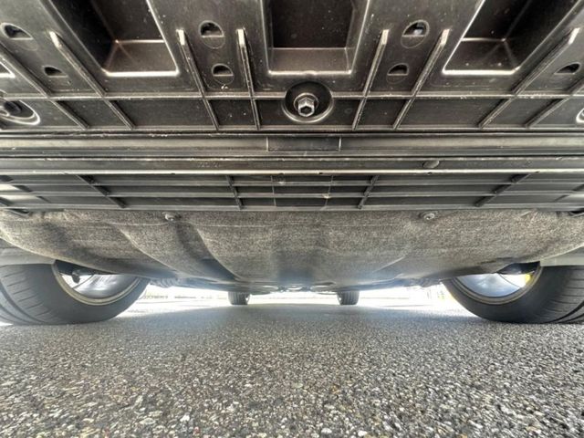 全車原版件25年式V版自動跟車盲點車偏循跡電動椅無線充電抬頭影音BO音響原廠保固  第14張相片