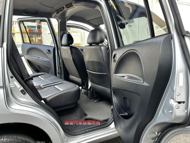 Mitsubishi Zinger  第11張相片