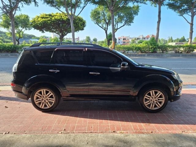 Mitsubishi Outlander  第9張相片