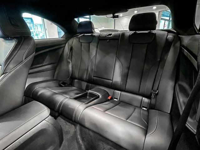 BMW/ 寶馬 220i M Sport  第24張相片