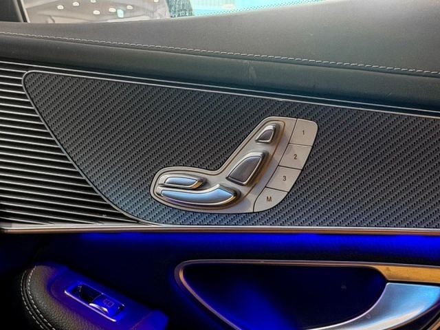 Mercedes-Benz/賓士 EQC  第33張相片