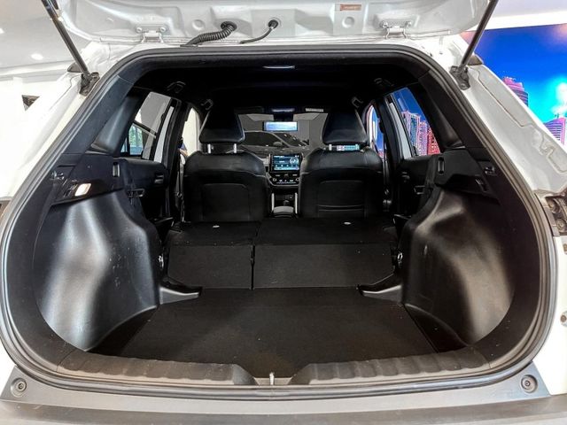 Toyota Cross  第23張相片