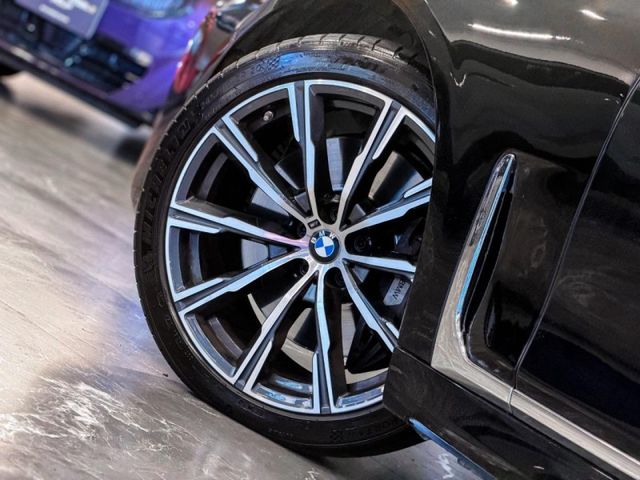 BMW/ 寶馬 750Li Luxury  第18張相片