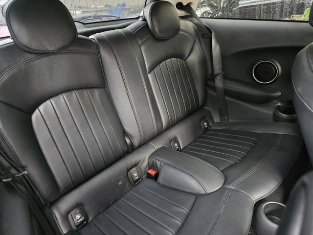 MINI Cooper S  第11張相片