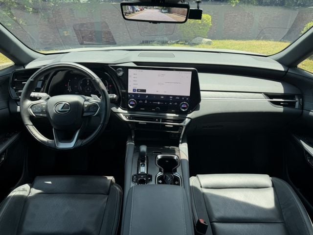Lexus RX  第1張相片