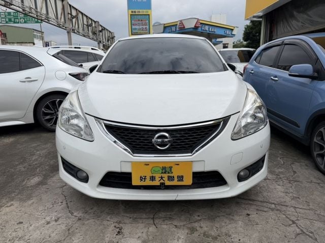 Nissan Tiida  第7張相片