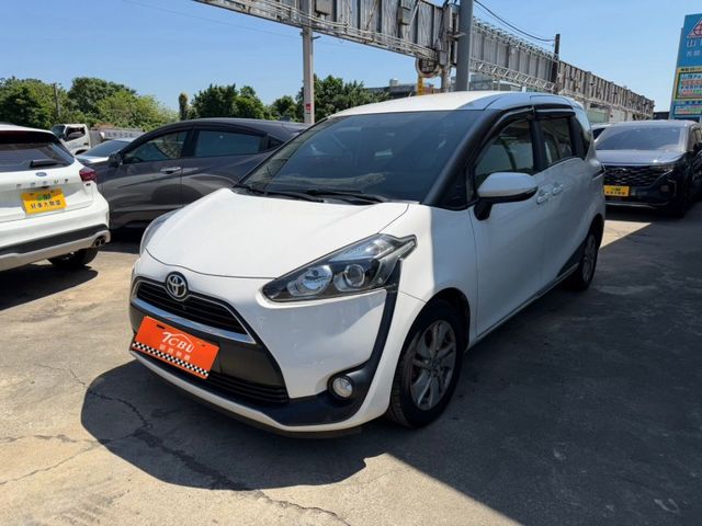 Toyota SIENTA  第4張相片