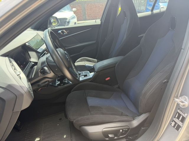 2023 BMW 118i 1.5 灰  第10張相片