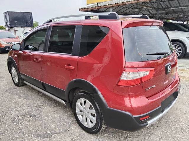NISSAN日產 LIVINA  第4張相片