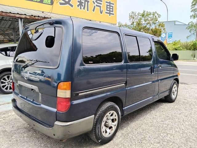 TOYOTA豐田 HIACE  第4張相片