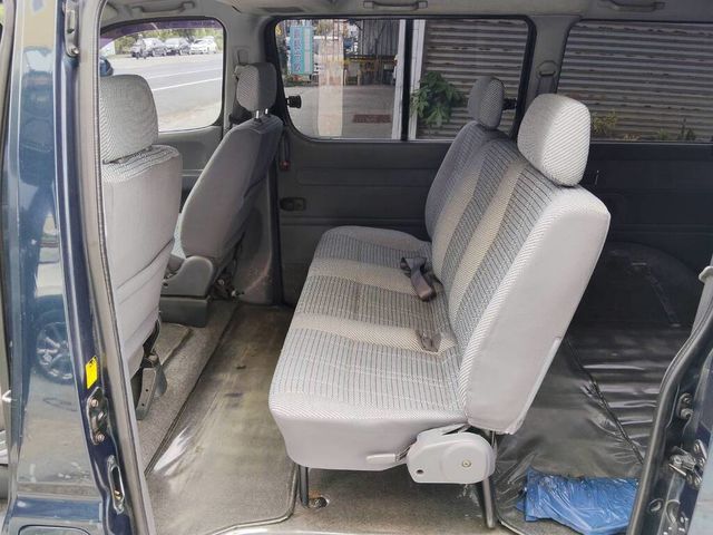 TOYOTA豐田 HIACE  第9張相片