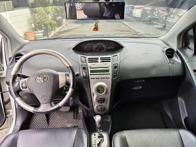 TOYOTA豐田 YARIS  第7張相片