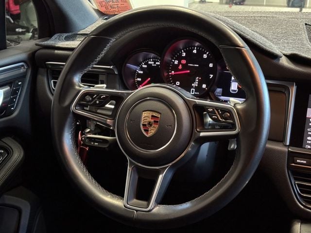 2019出廠 MACAN 2.0T 全景天窗 CarPlay 車道偏移 認證車 實車實價 歡迎試乘  第9張相片