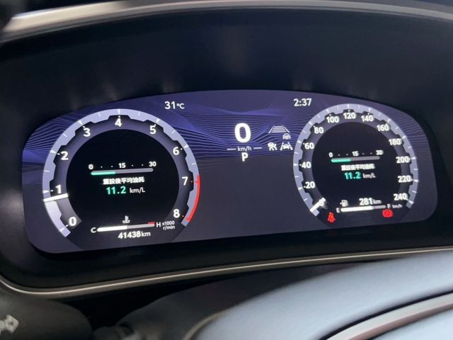 23 年式 Toyota 小改款 Corolla Sport 2.0旗艦版 原廠保養 保固中 超低里程僅跑四萬一  第9張相片